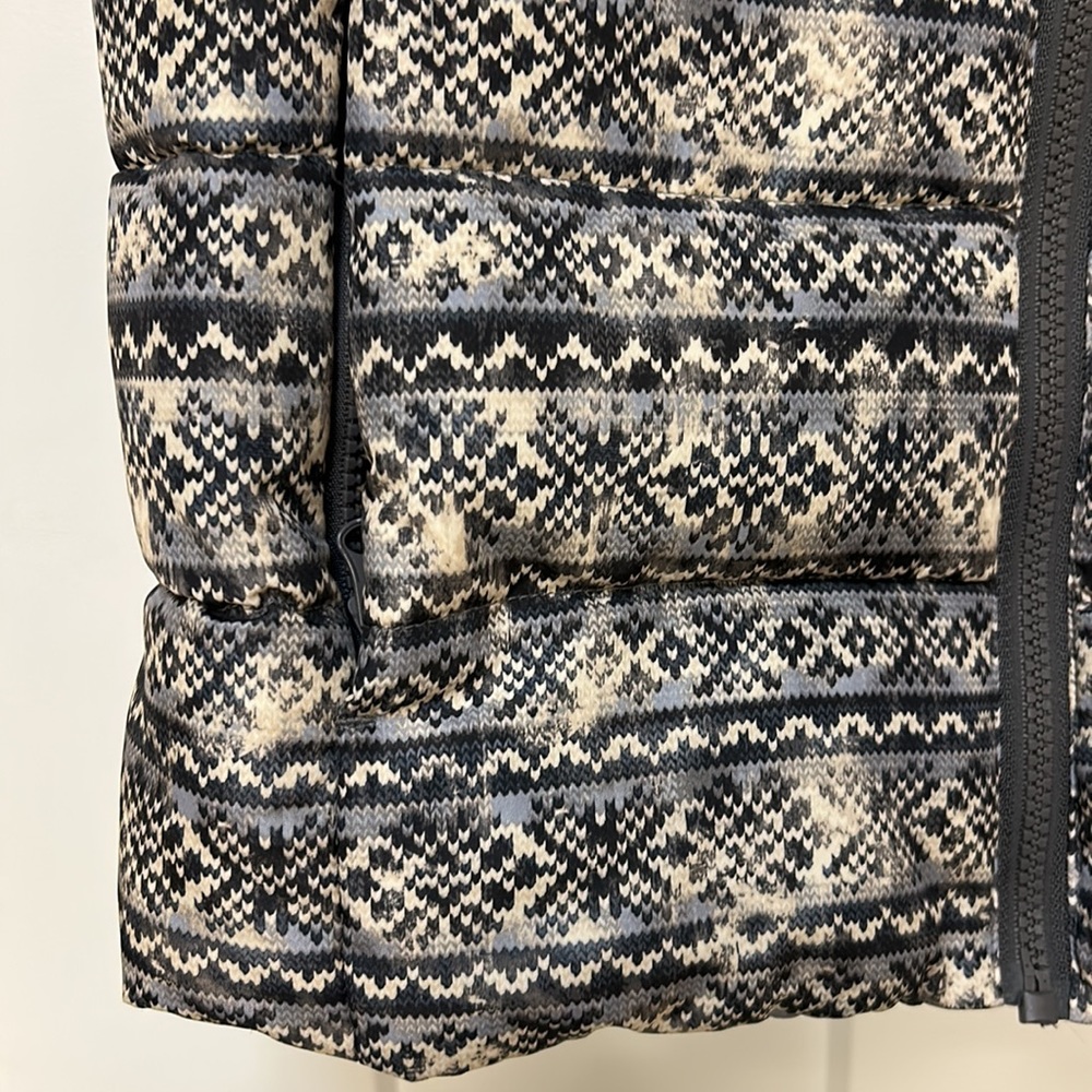 Puffer Vest - Picture 2 of 5